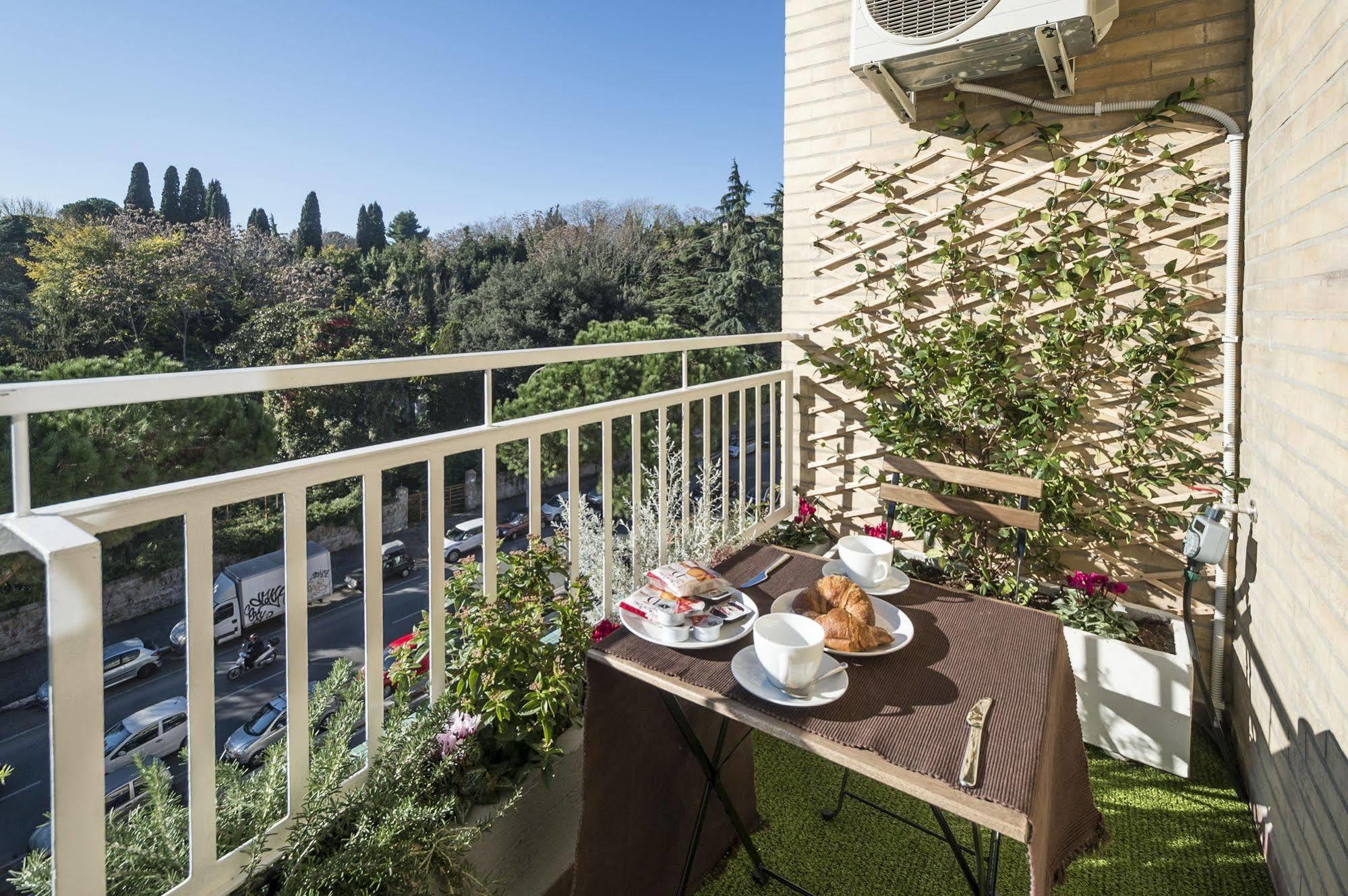 Happy Holiday In Rome B&B エクステリア 写真